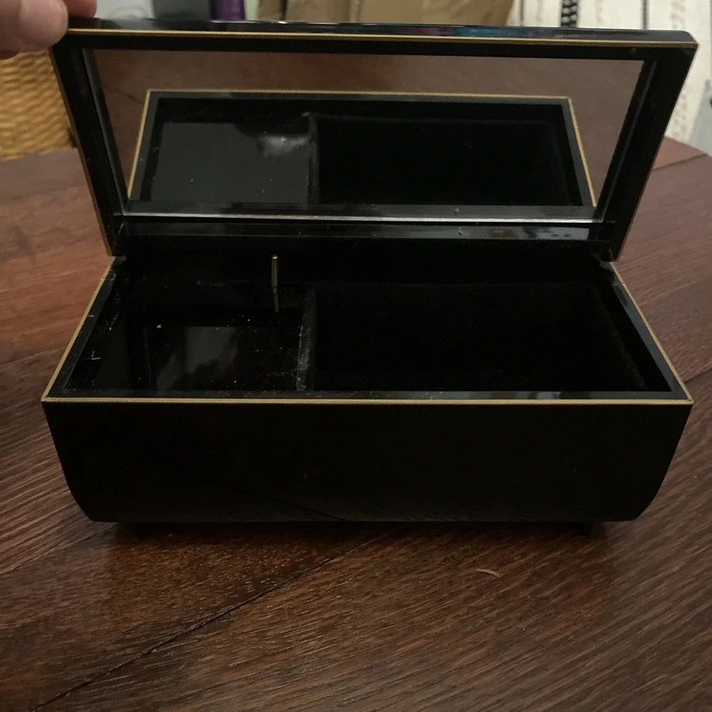 Beautiful Otagiri Tavistock Laquerware Mirror Music Box FEELING Floral Garden